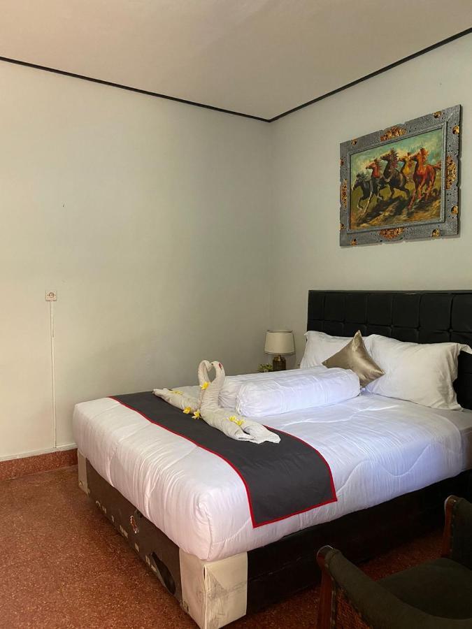 Guest House Pondok Puspa Ayu Kuta  Ngoại thất bức ảnh